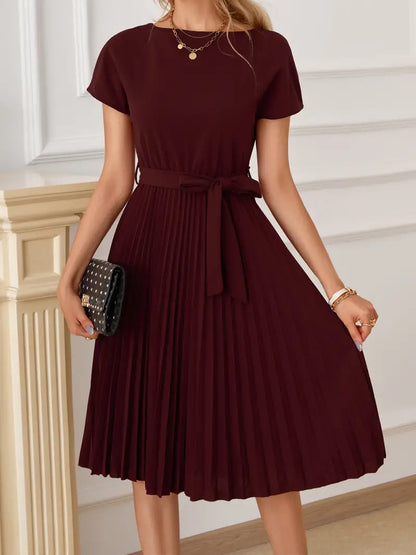 Women's Luxurious Solid Colour Pleated Dress | Ideal for Summer