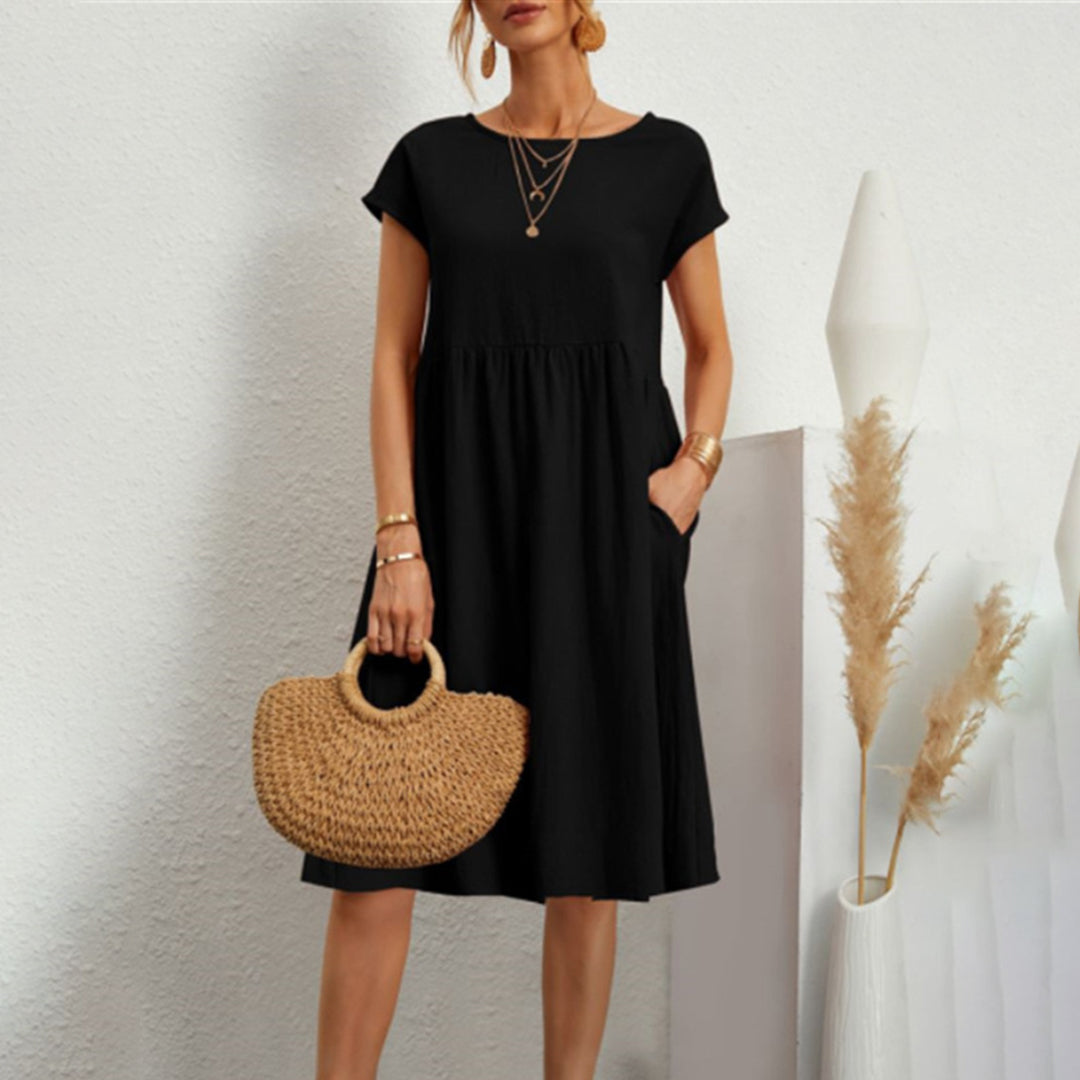 Women's Stylish Minimalist Summer Dress in Solid Colour | Ideal for Summer