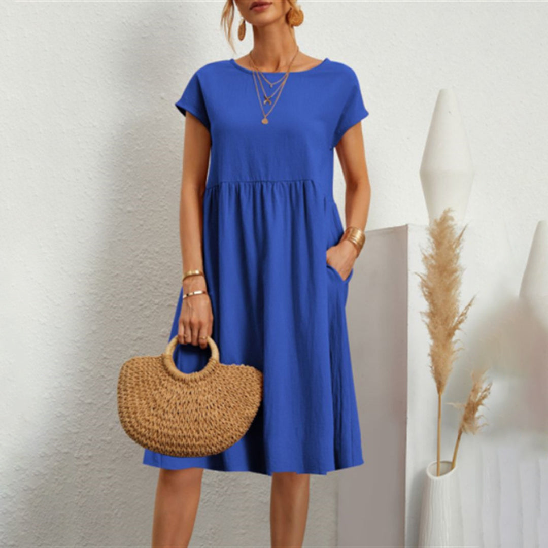 Women's Stylish Minimalist Summer Dress in Solid Colour | Ideal for Summer