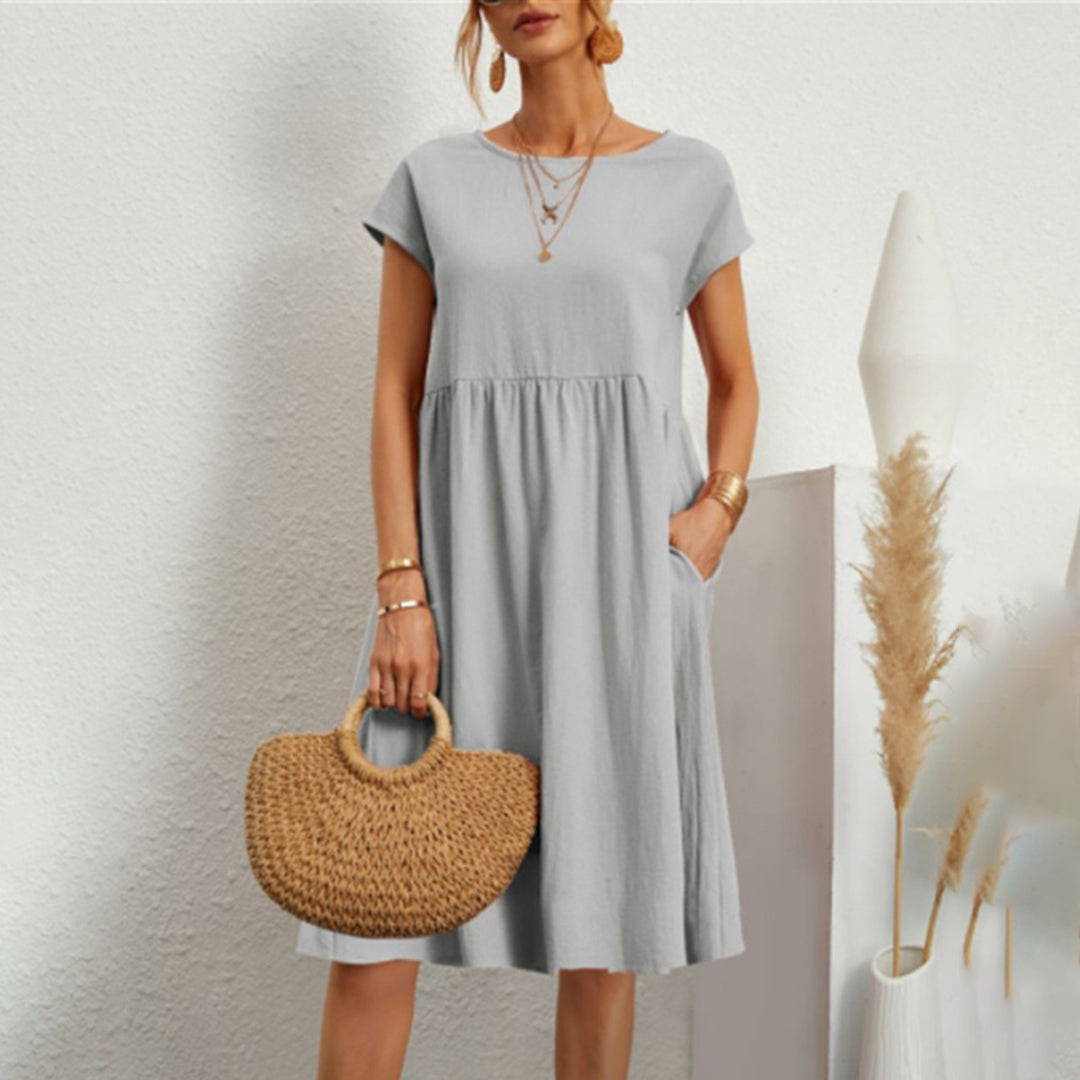 Women's Stylish Minimalist Summer Dress in Solid Colour | Ideal for Summer